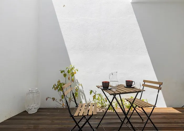 Apartment Your Dream Stay: Modern Amenities, Historic Charm Lissabon