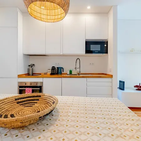 Apartment Your Dream Stay: Modern Amenities, Historic Charm