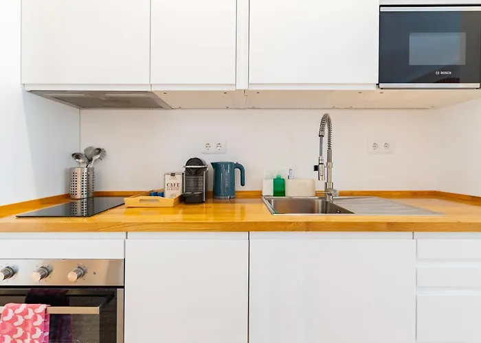 Your Dream Stay: Modern Amenities, Historic Charm Апартаменты *