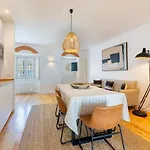 Your Dream Stay: Modern Amenities, Historic Charm